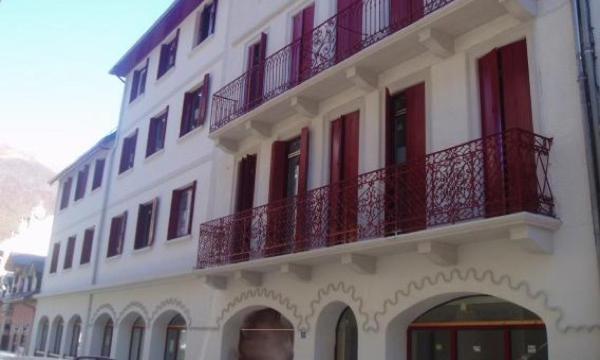 Appartement*** T2 + Cabine Pour 4 Personnes Cauterets Bagian luar foto